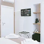 Πανσιόν Visit 4*